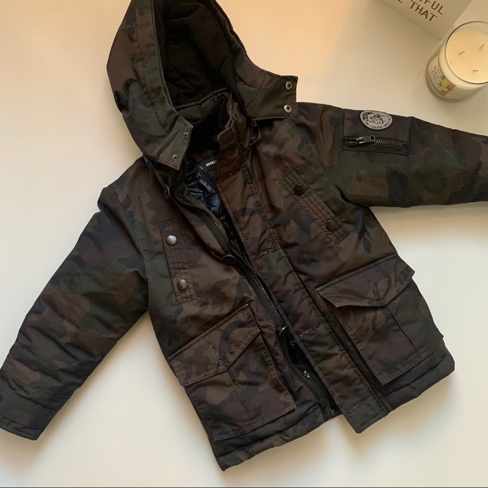 Boy’s Size 5/6 Heavy Duty Diesel brand coat